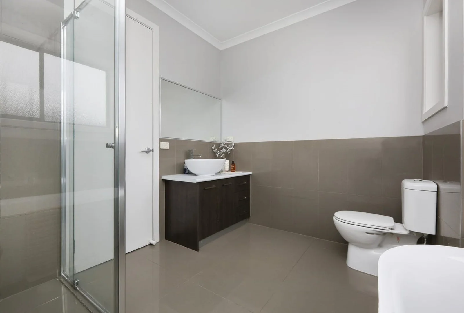 Additional image 21 of 13 Viewside Crescent, Craigieburn VIC 3064