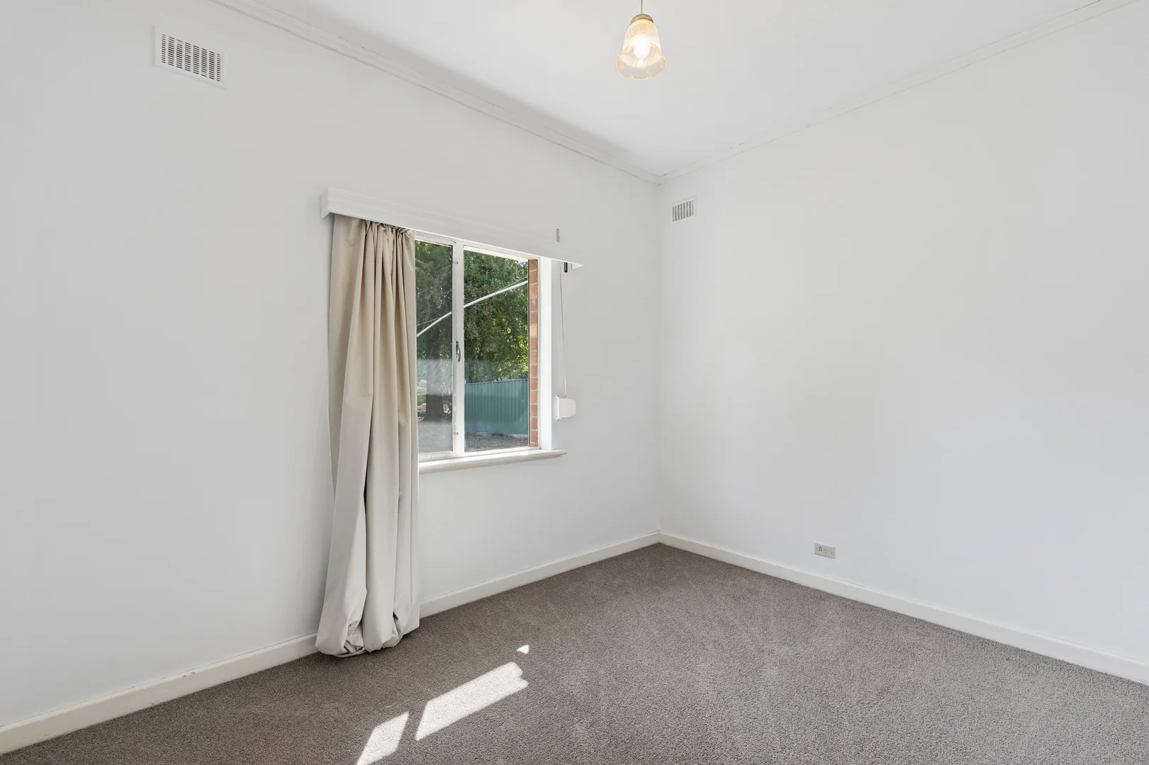 Additional image 9 of 14 Emmett Rd, Crafers West SA 5152
