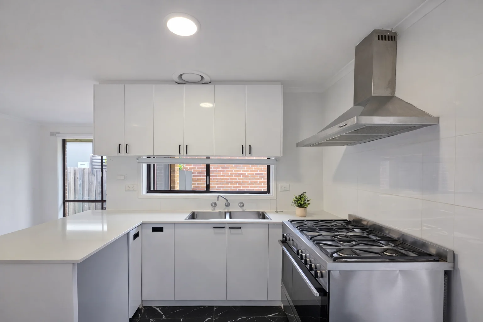 Additional image 4 of 32 Tarneit Road, Werribee VIC 3030