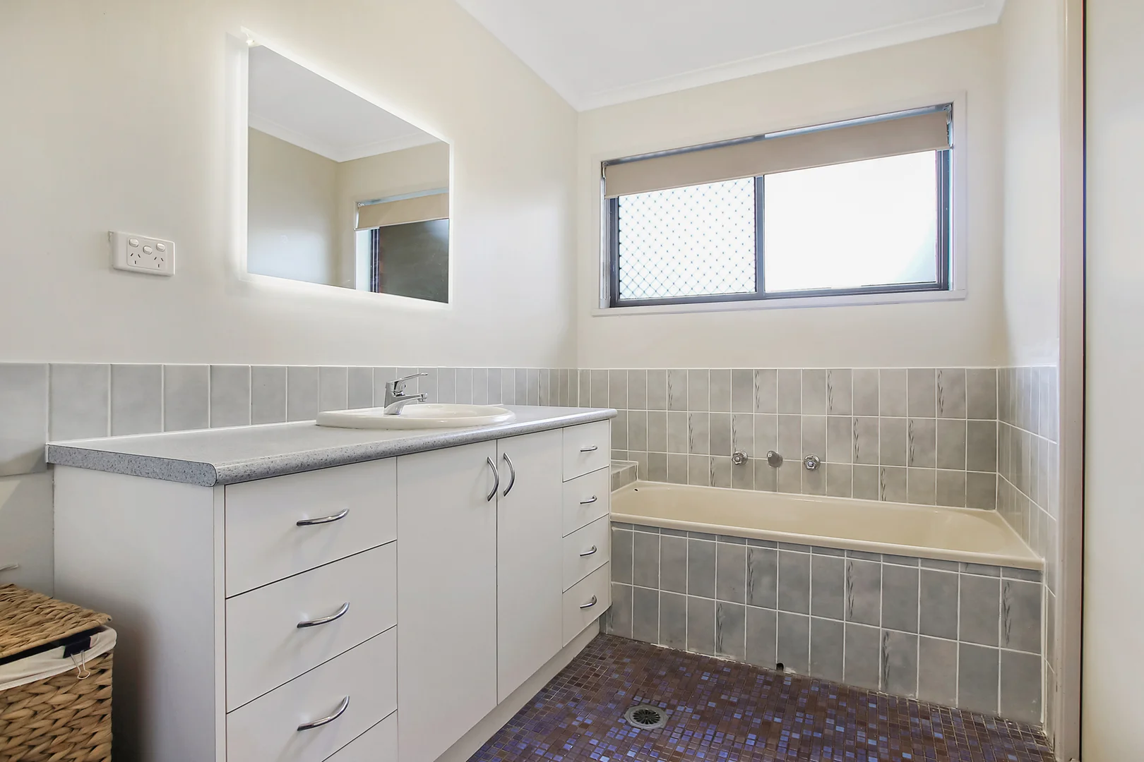 Additional image 6 of 30 Julie Place, Lavington NSW 2641