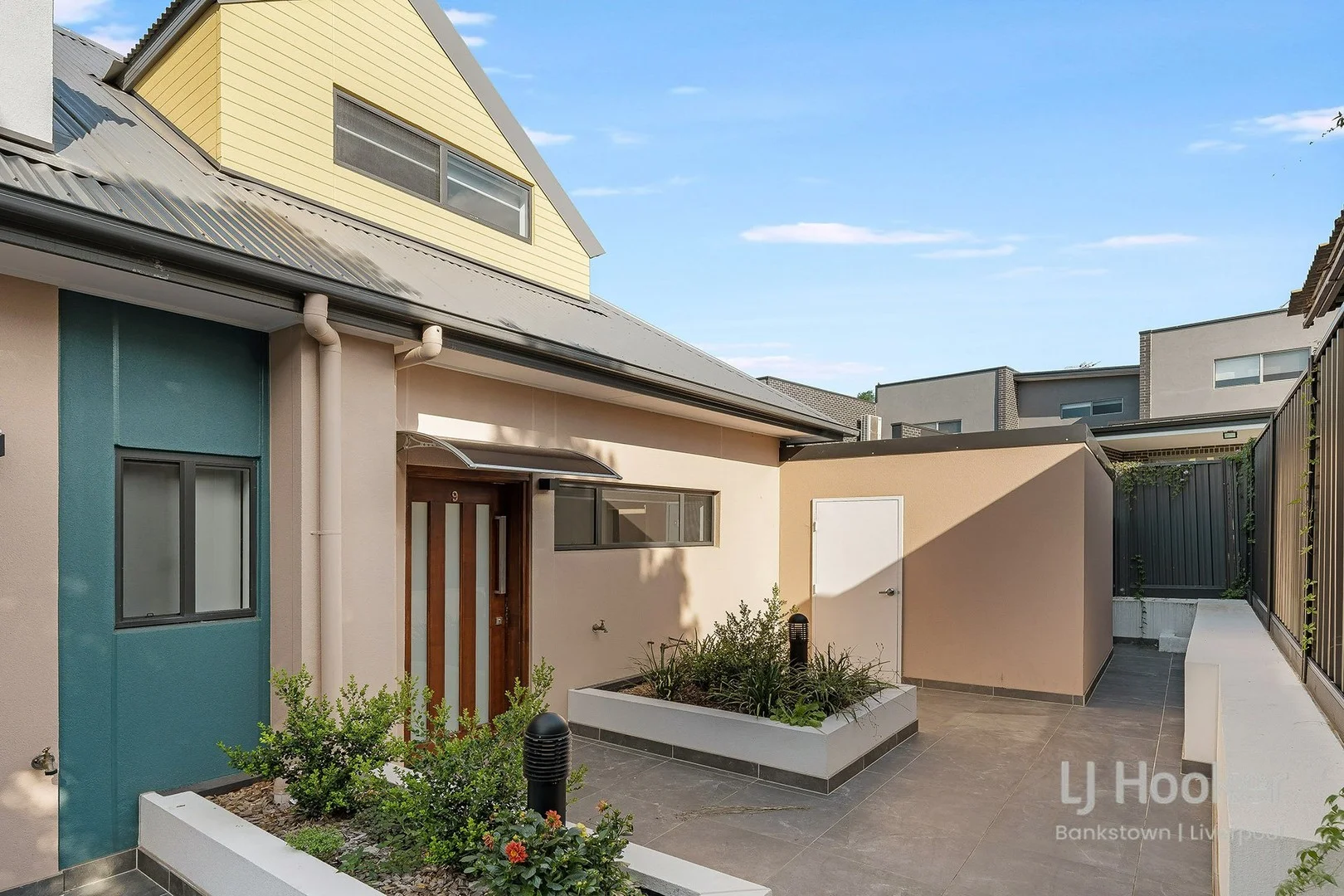 9 200 Newbridge Rd, Moorebank NSW 2170