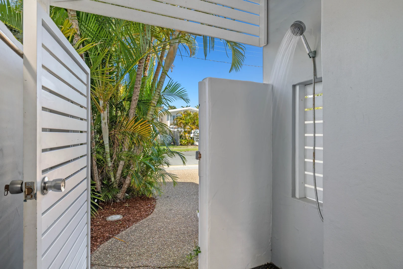 Additional image 15 of 2/17 Twenty Seventh Avenue, Palm Beach QLD 4221