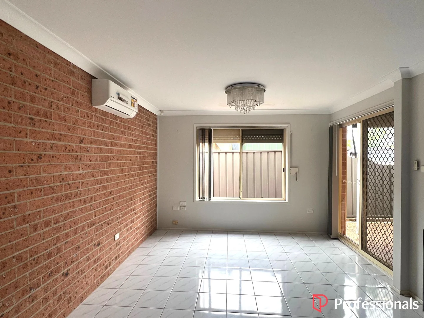 Additional image 6 of 25 Phar Lap Close, Casula NSW 2170