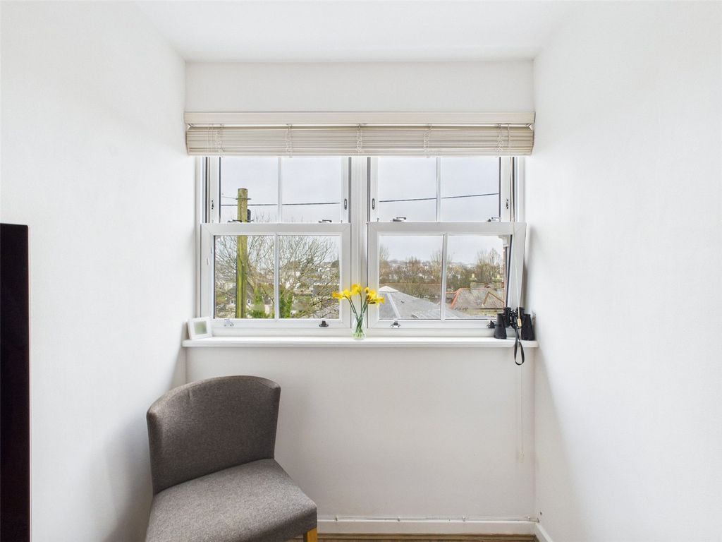 Additional image 5 of 2 bed flat for saleFernleigh Road, Wadebridge, Cornwall PL27