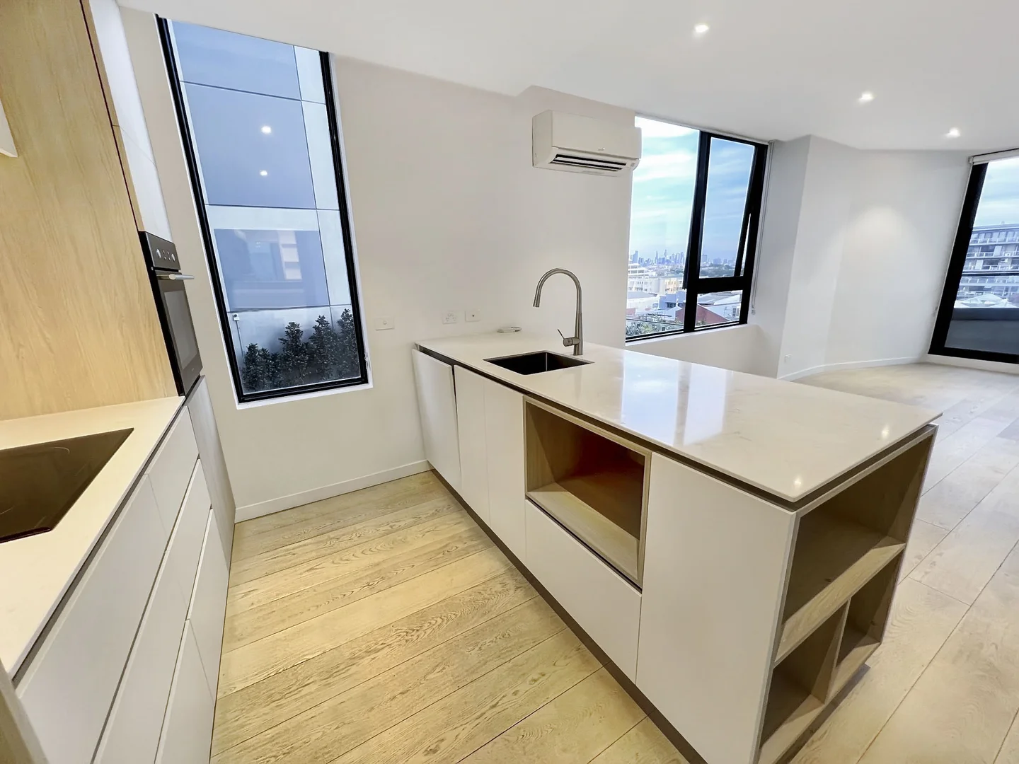 Additional image 2 of 517/40 Hall Street, Moonee Ponds VIC 3039