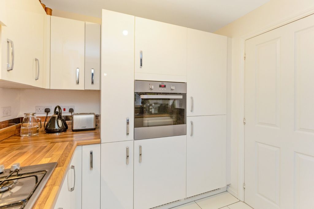 Additional image 7 of 3 bed semi-detached house for sale47 Foster Road, Penicuik EH26