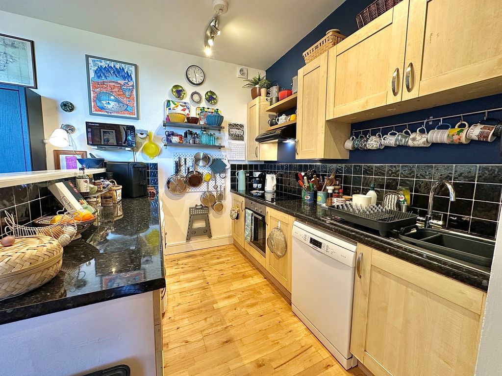Additional image 3 of 2 bed flat for saleDuke Street, Northampton NN1