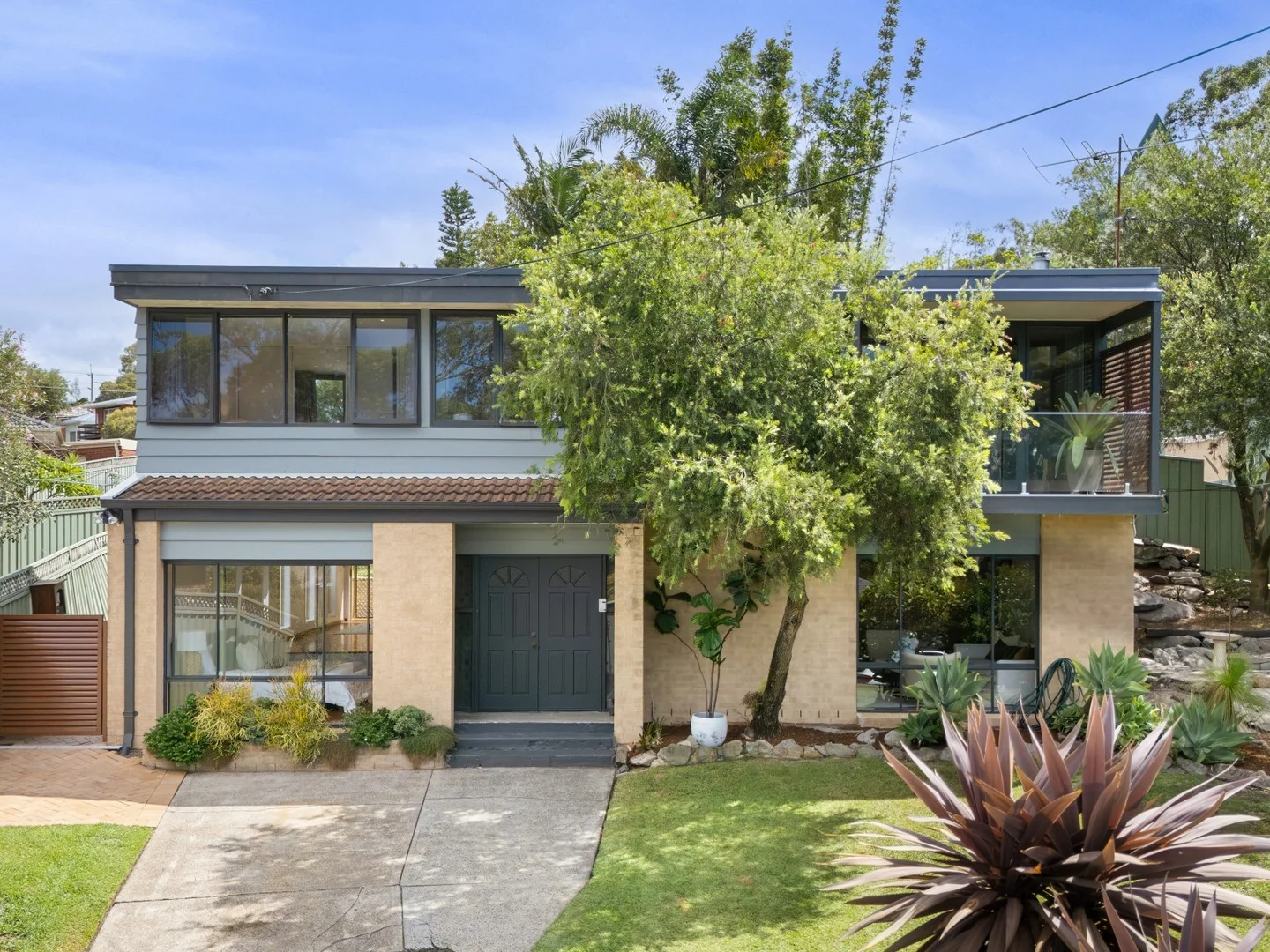 11 Mikarie Place, Kirrawee NSW 2232