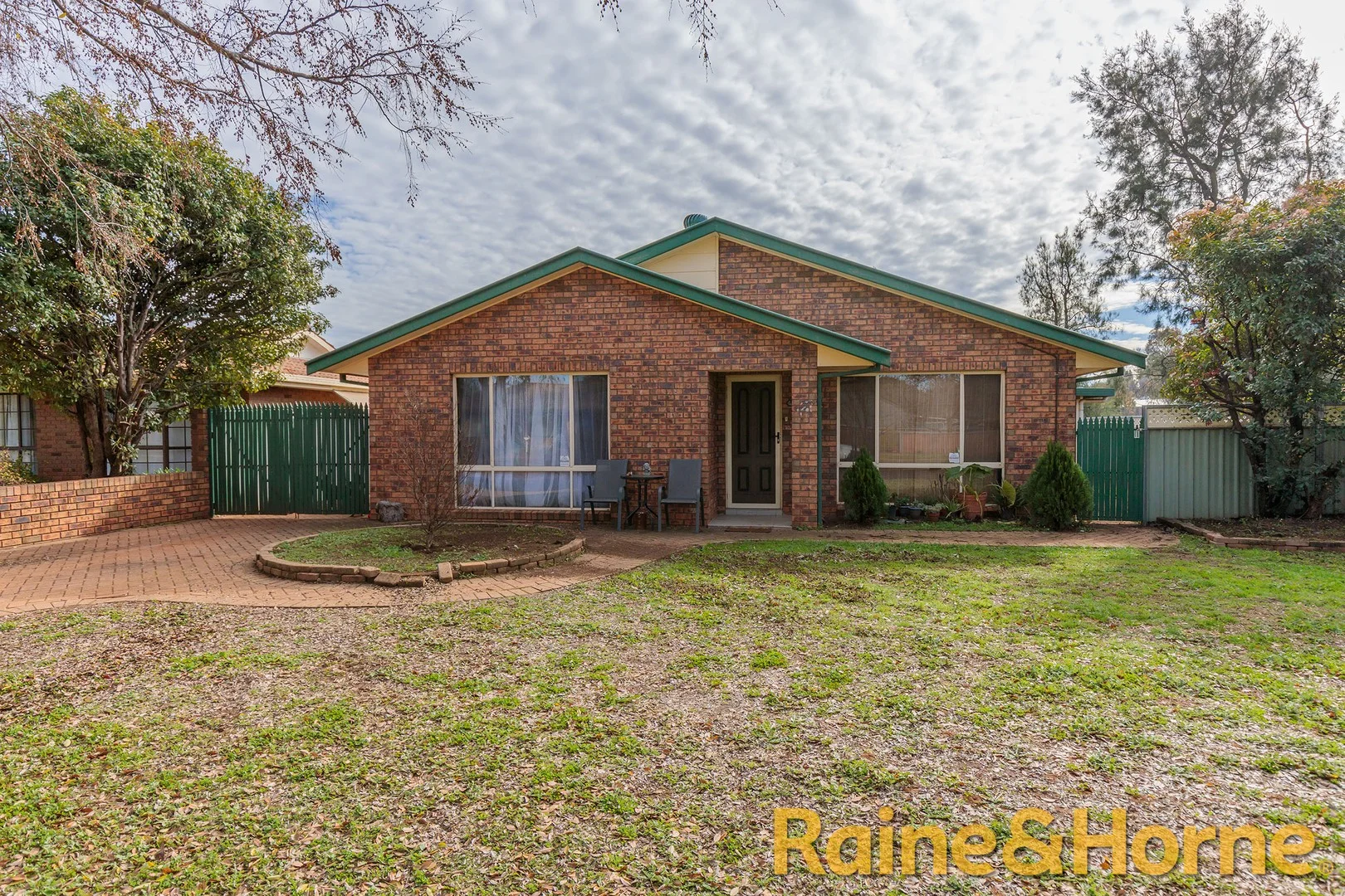 60 Davidson Drive, Dubbo NSW 2830