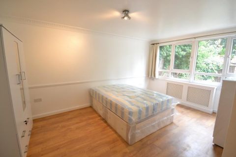 Waynflete Square, London W10, Room to rent