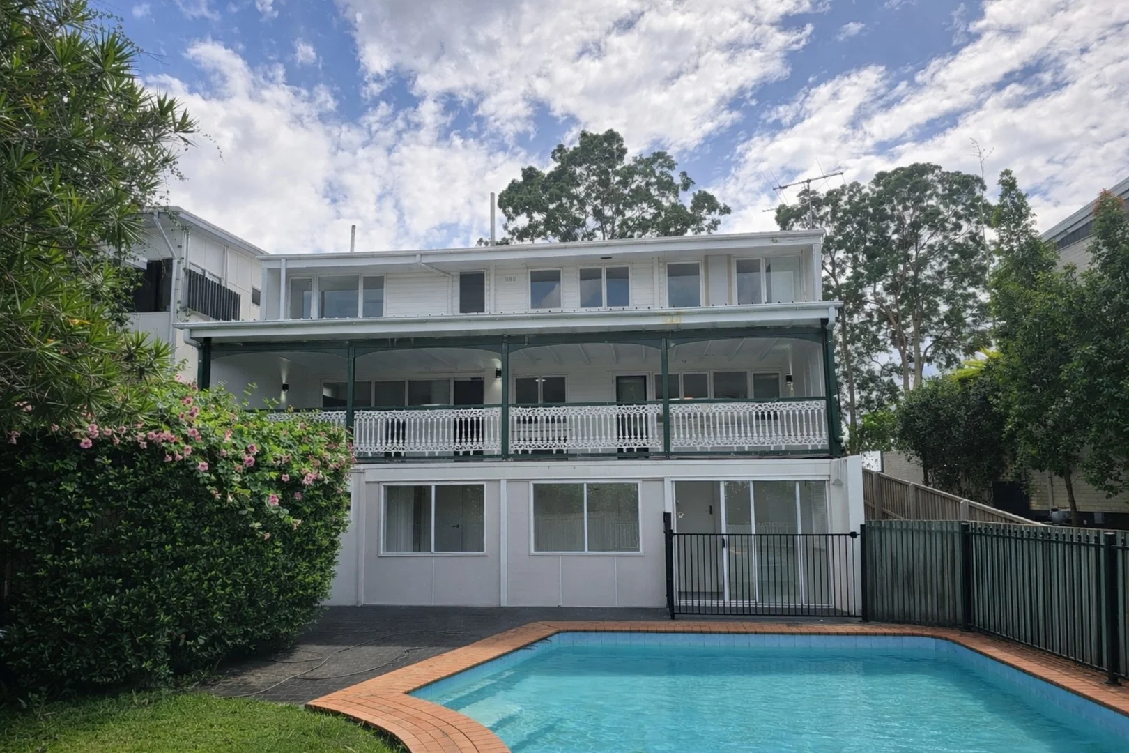 133 Seventh Avenue, St Lucia QLD 4067