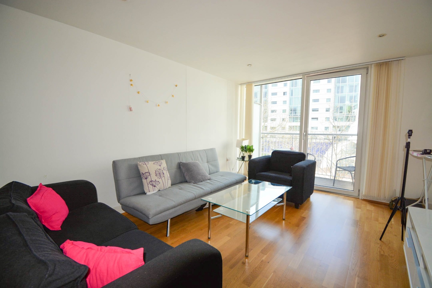 1 Bed Flat, Empire Square, SE1, N1 7GU photo 4