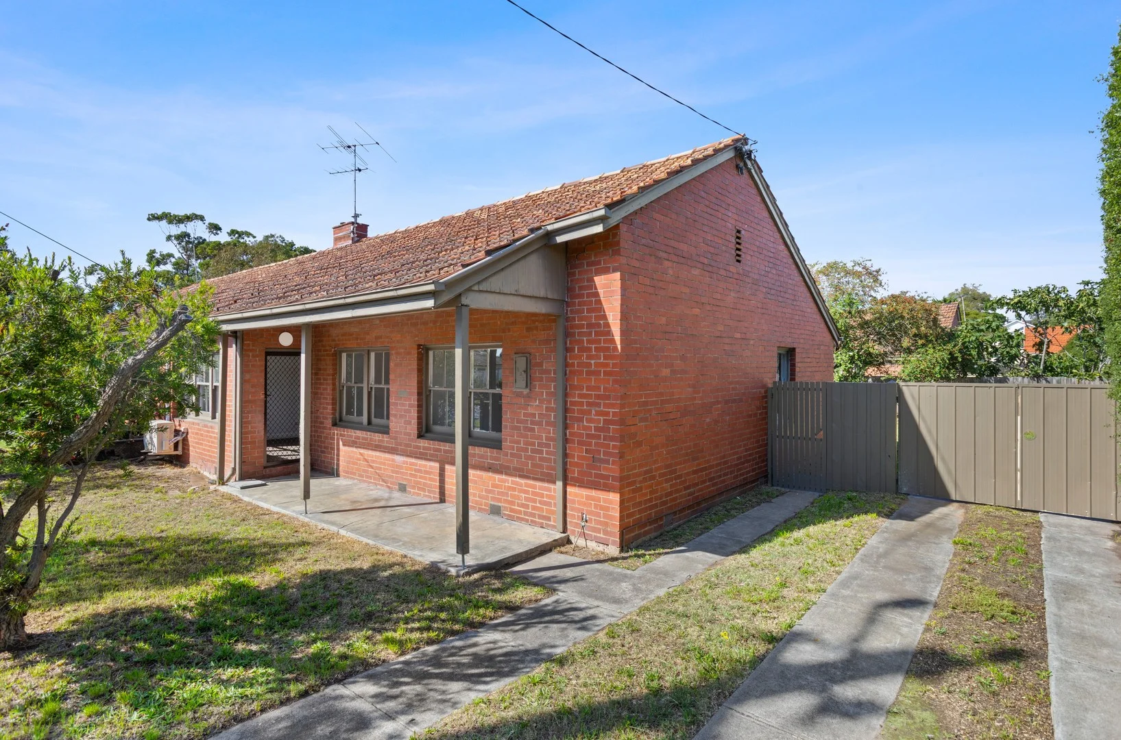 203 Aberdeen Street, Newtown VIC 3220