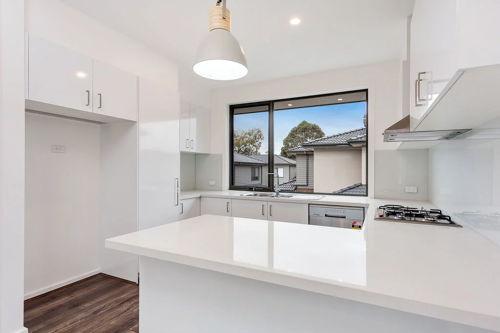 Additional image 2 of 2/30 Dorset Road, Croydon VIC 3136