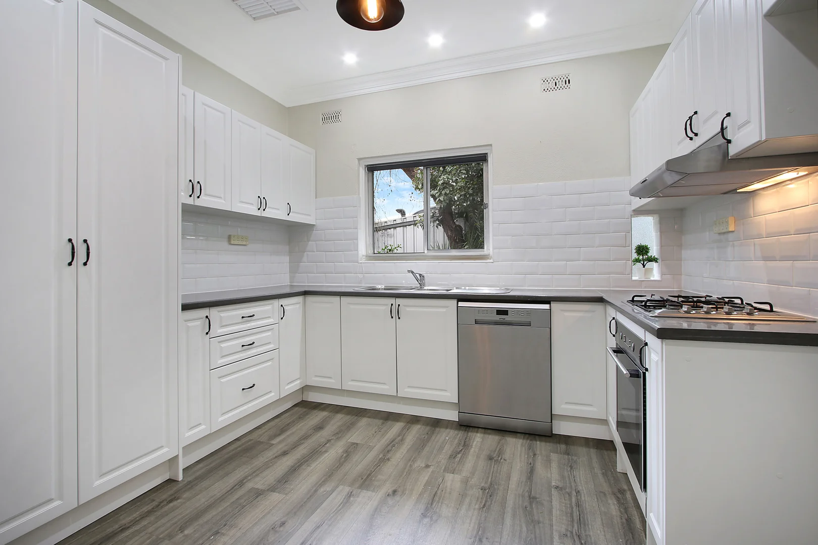 Additional image 2 of 871 Miller Street, West Albury NSW 2640