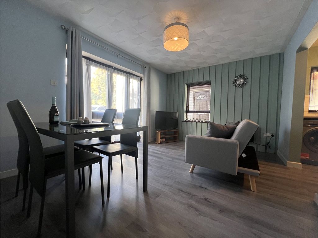 Additional image 4 of 2 bed flat for saleThe Clicketts, Tenby, Pembrokeshire SA70