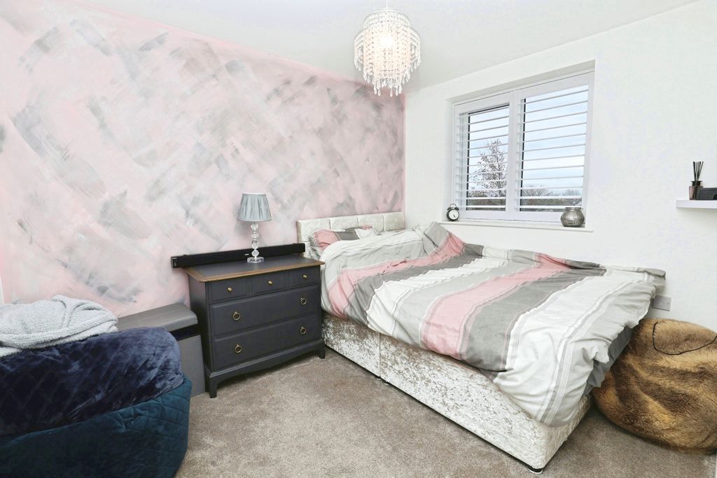 Additional image 8 of 3 bed town house for saleBrightsons Close, Southport PR8