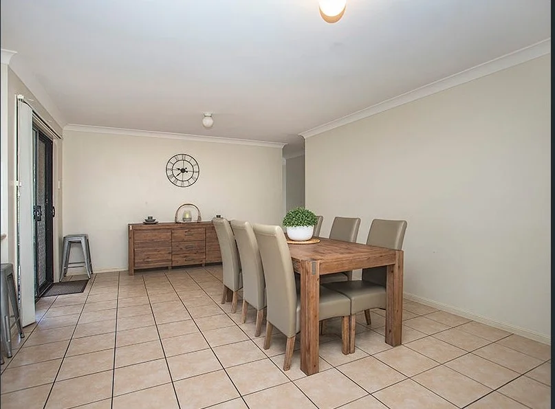 8 Cherrytree Crescent, Upper Caboolture QLD 4510 photo 5