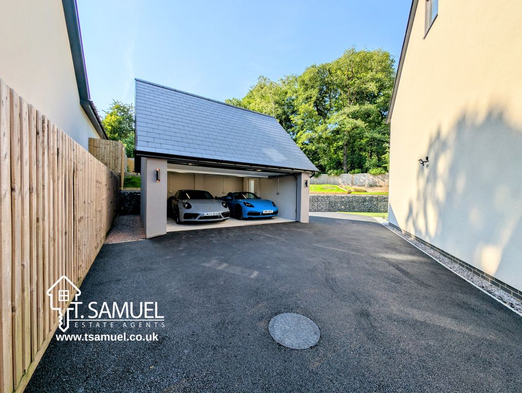 Additional image 87 of 5 bed detached house for saleThe Oaks, Trem Y Dyffryn, Mountain Ash CF45