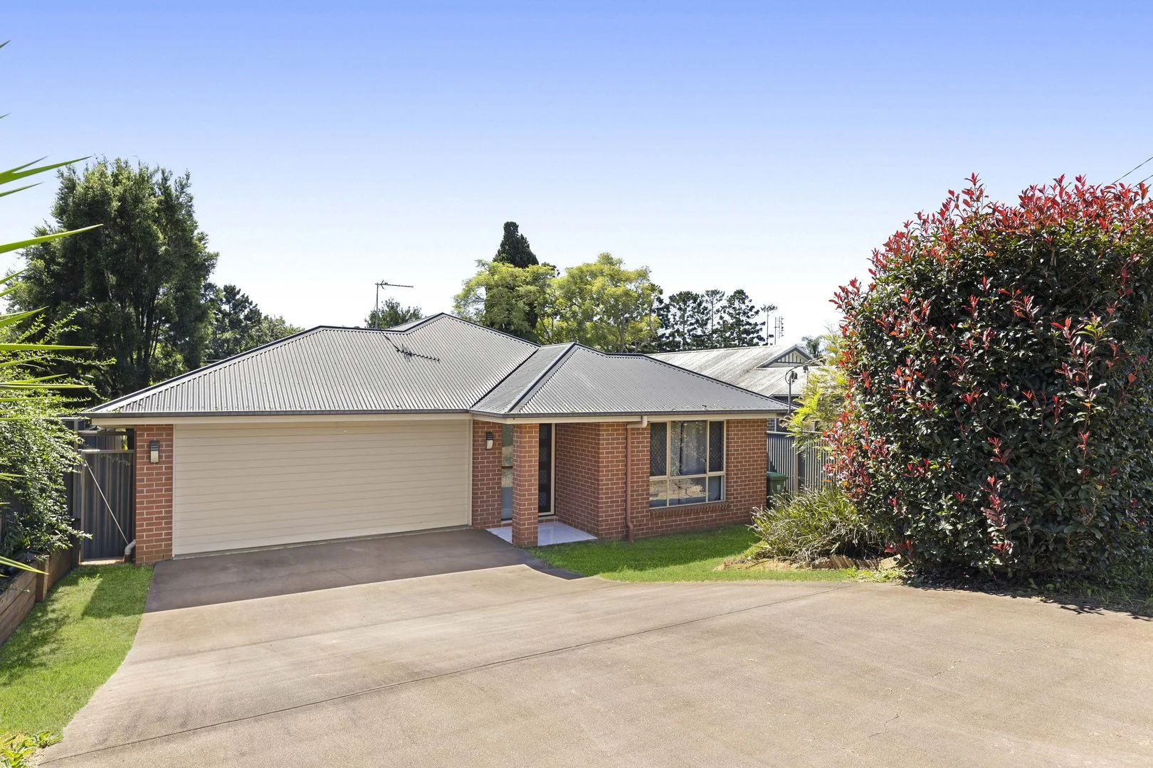 9 Chopin Street, Rockville QLD 4350