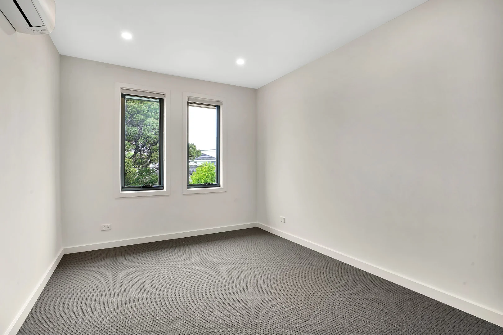 Additional image 6 of 1/5 Dobson Avenue, Oakleigh East VIC 3166