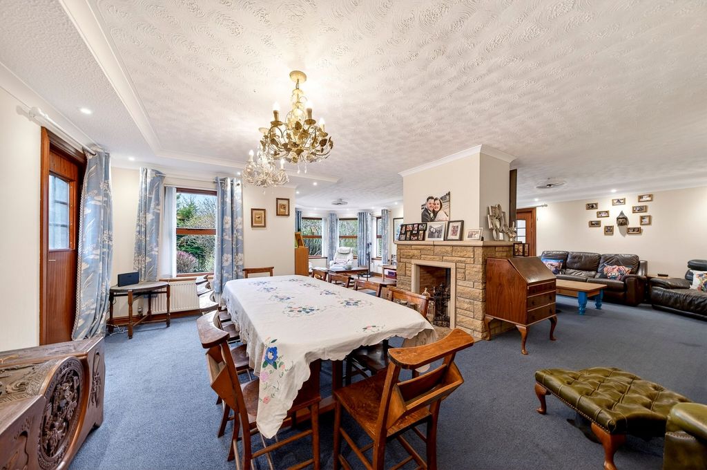 Additional image 8 of 5 bed detached bungalow for saleBenvane Road, Glenrothes KY6