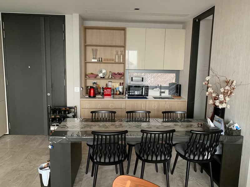 33 Leonie Hill Road photo 2