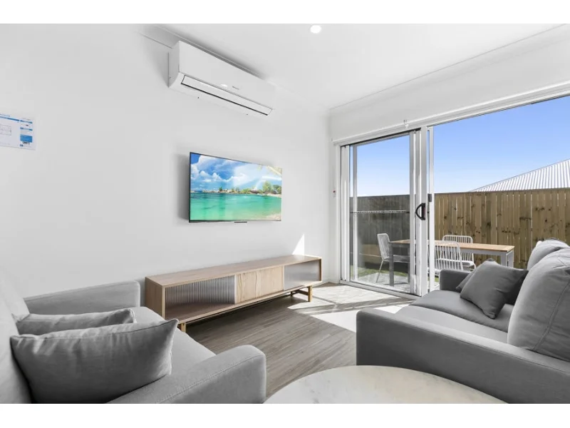 Additional image 4 of R3 1/4 Prosperous St, Morayfield QLD 4506