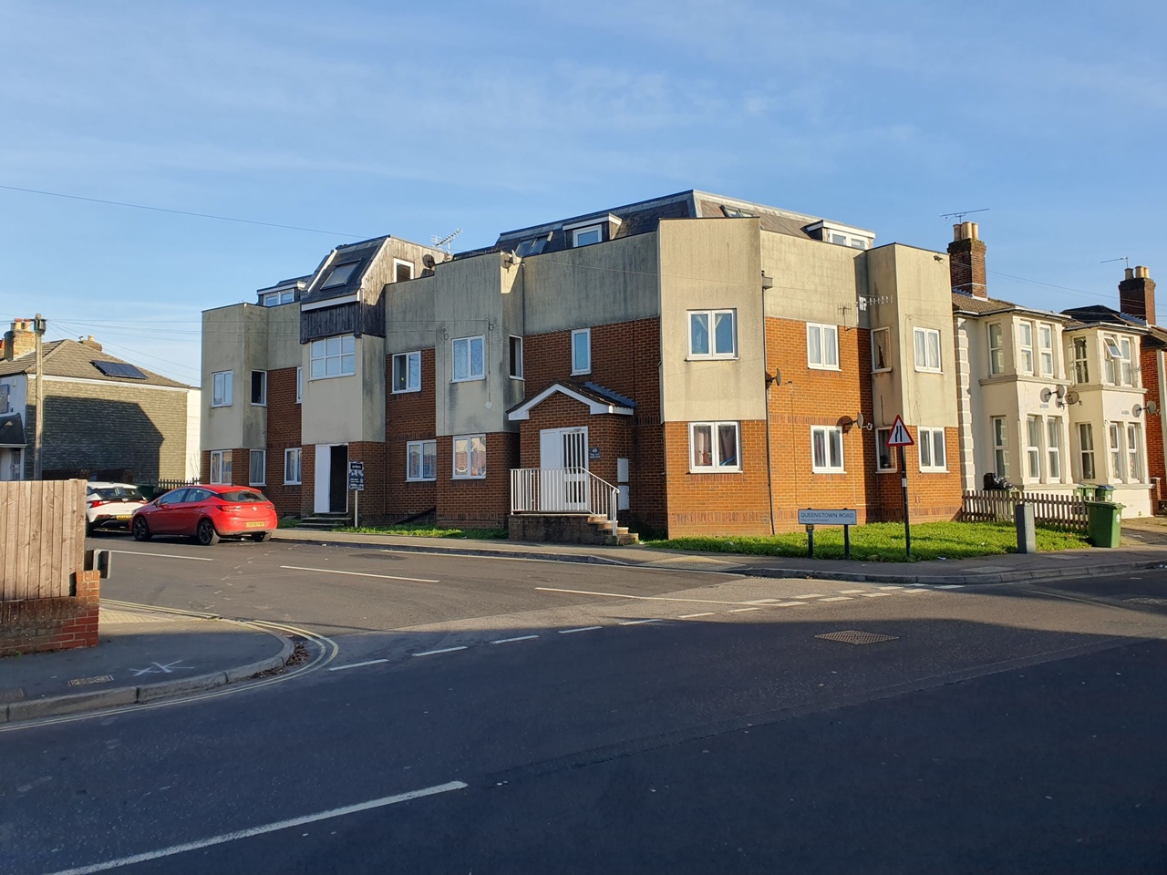1 Bed Flat, Aspley Court, SO15, N1 7GU