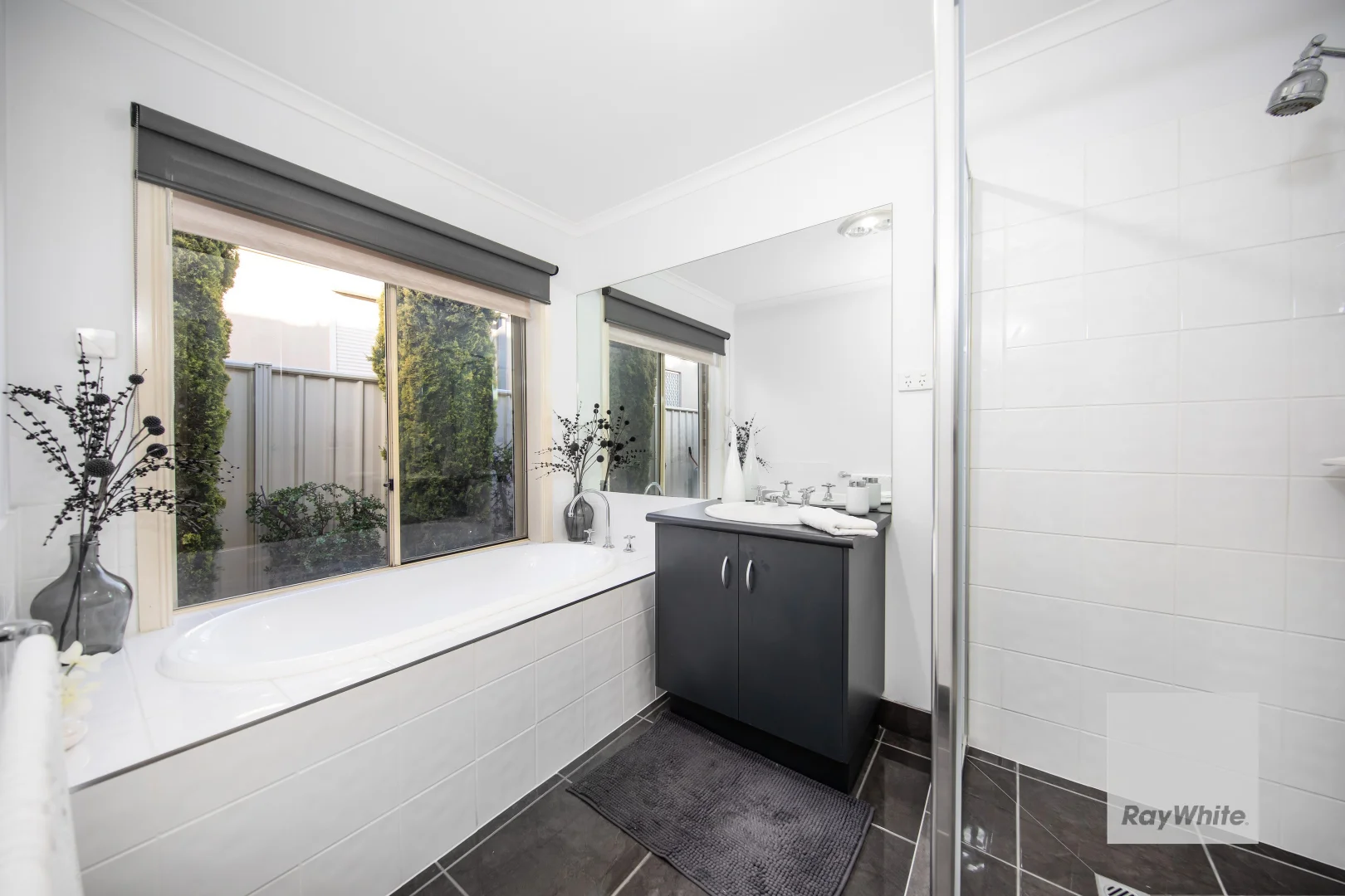 Additional image 8 of 33 Nepean Way, Taylors Hill VIC 3037