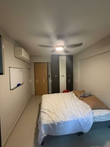 979B Buangkok Crescent photo 3