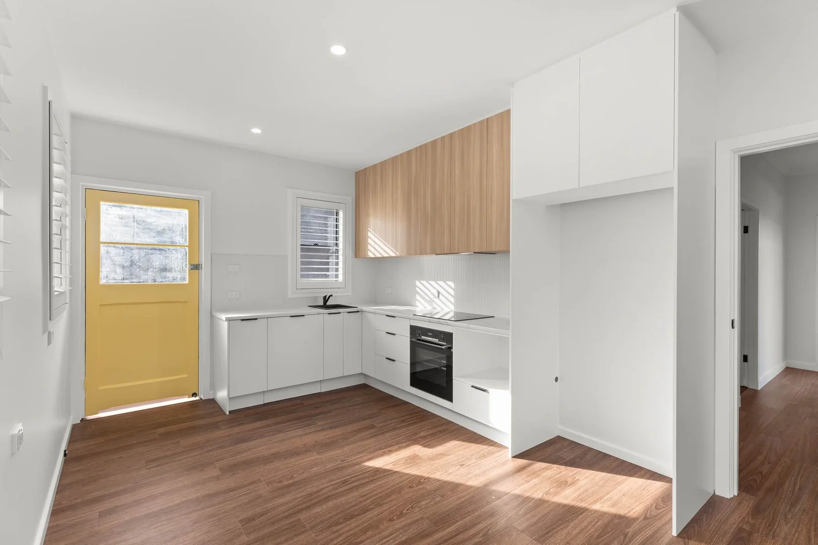 Additional image 3 of 30 Hutchinson Street, Redhead NSW 2290