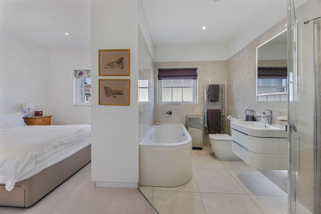 Additional image 12 of 4 bed flat for saleNorthfield End, Henley-On-Thames, Oxfordshire RG9