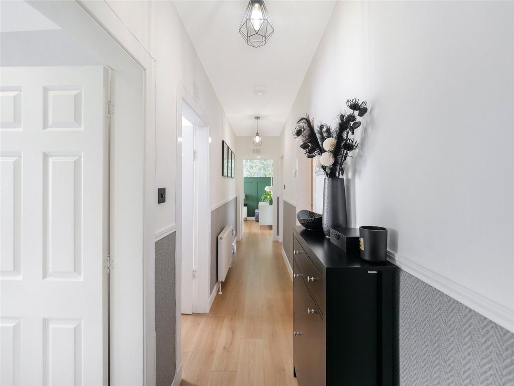 2 bed flat for saleChestnut Drive, Clydebank, West Dunbartonshire G81 photo 5