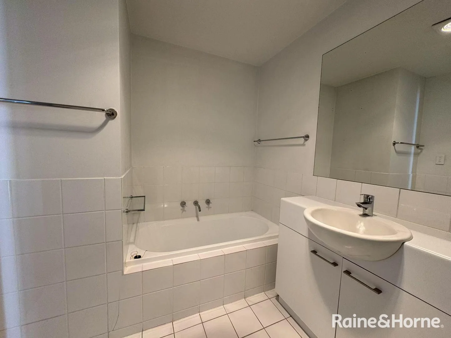 Additional image 10 of 2/25 Gilles Street, Adelaide SA 5000