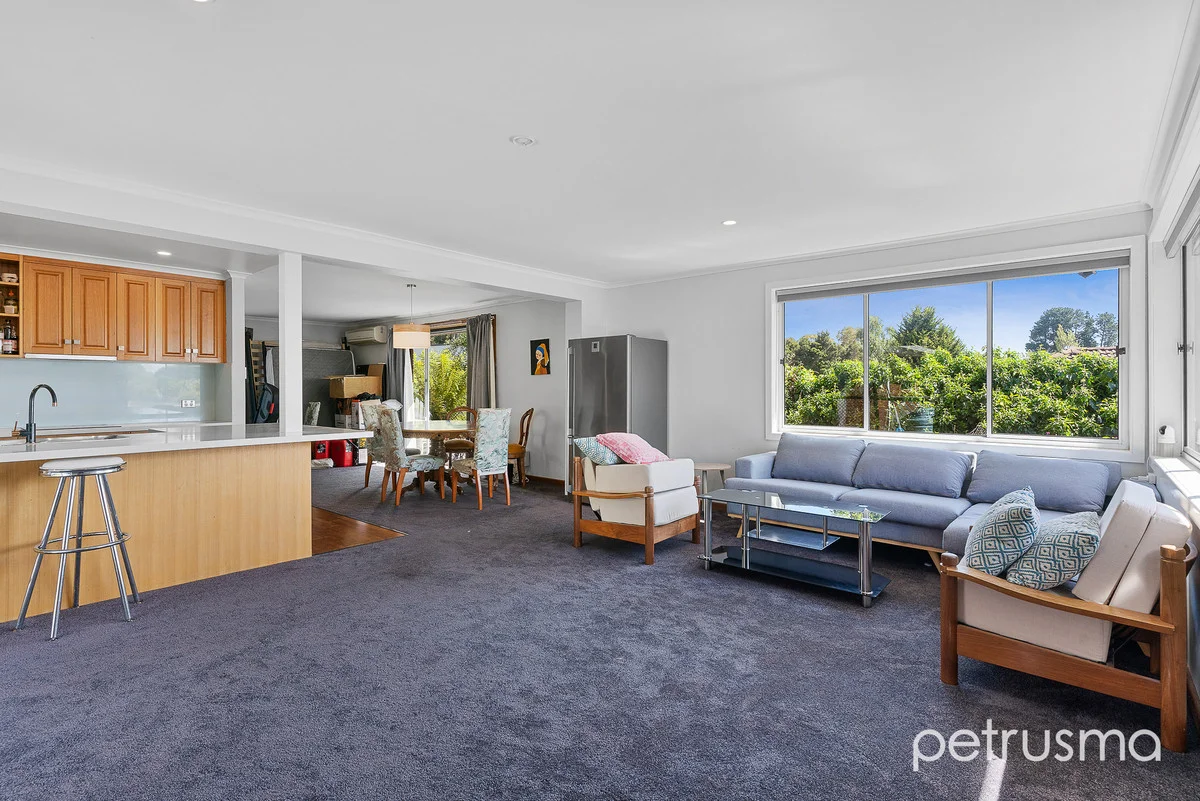 Additional image 3 of 2 Amberley Court, Blackmans Bay TAS 7052