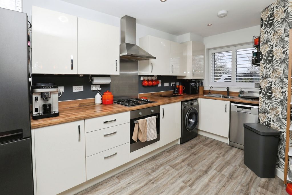 Additional image 20 of 3 bed town house for saleBrightsons Close, Southport PR8