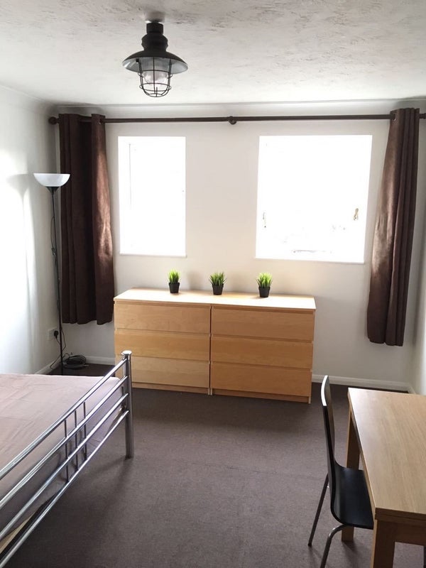 Studio Flat, Chaucer Drive, SE1, N1 7GU photo 4