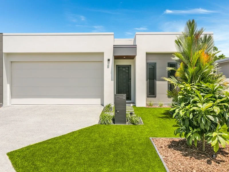 72 Edge Court, Manoora QLD 4870