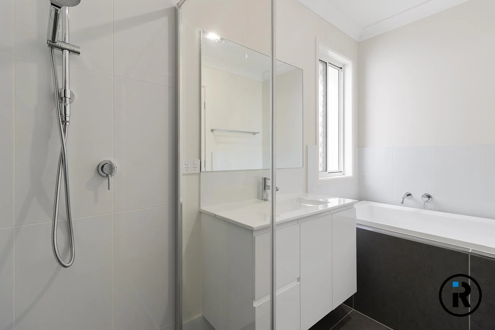 Additional image 12 of 30 Wilsons Peak Way, White Rock QLD 4306