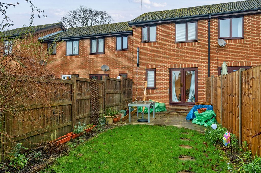 Additional image 10 of 2 bed terraced house for saleHaslemere, Surrey GU27
