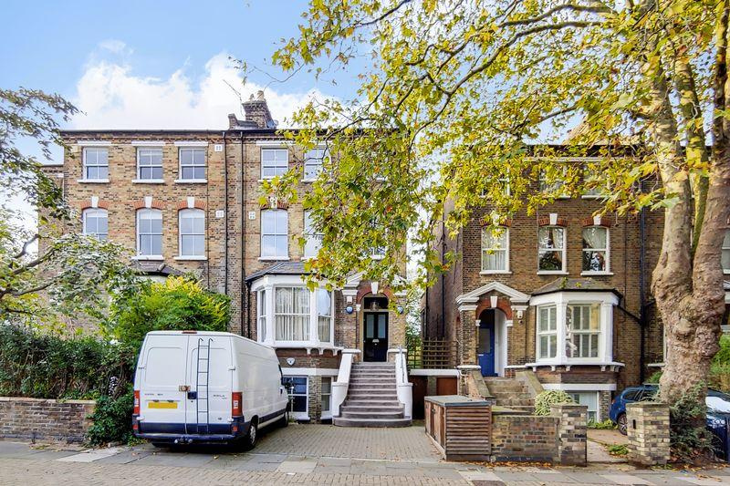 2 Bed Flat, Hartham Road, N7, N1 7GU photo 3