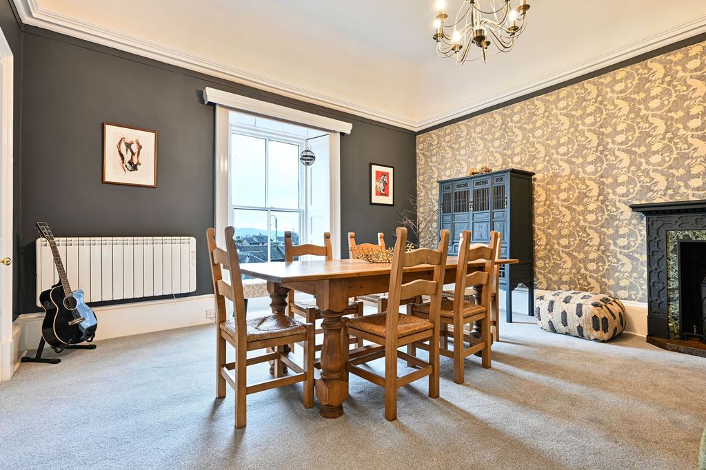 Additional image 2 of 3 bed flat for saleUpper Davaar, 75 High Street, Biggar ML12