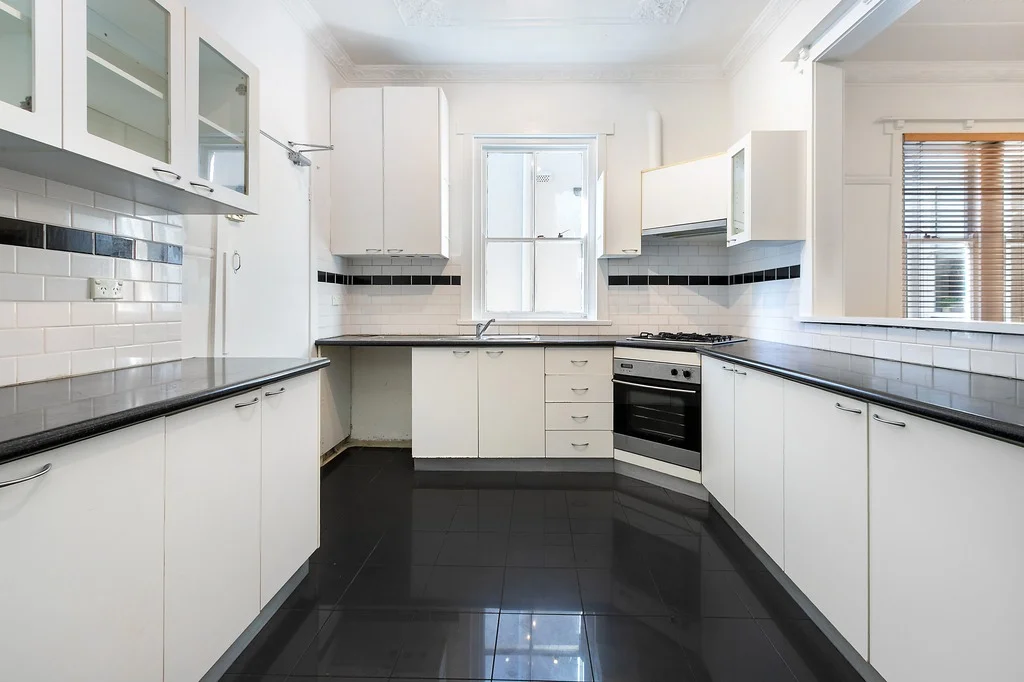Additional image 3 of 2/146 Beach Street, Coogee NSW 2034