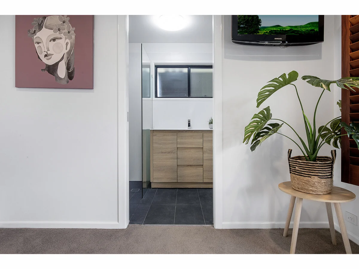 Additional image 14 of 50 Merrimac Boulevard, Broadbeach Waters QLD 4218