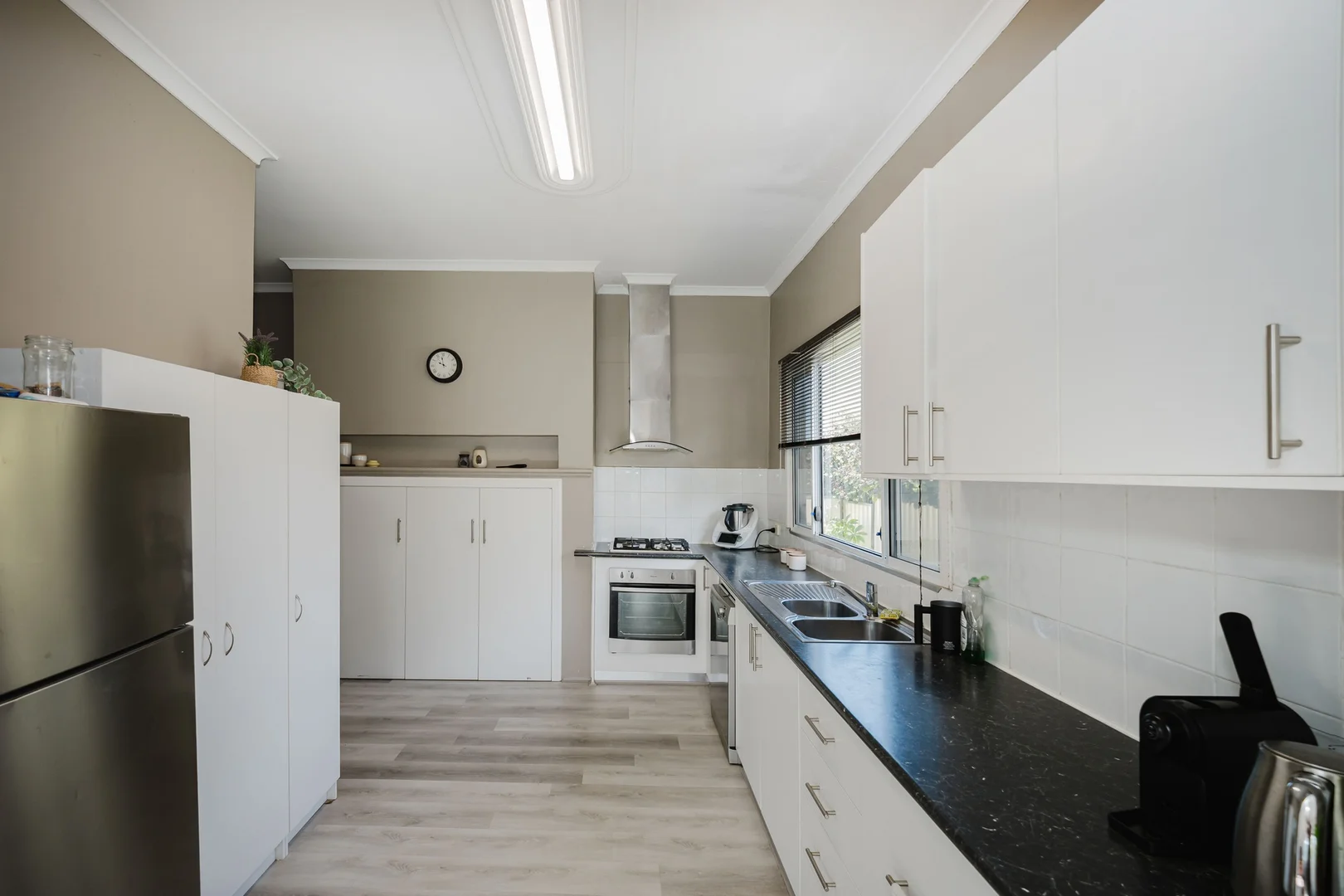 Additional image 8 of 50b Fifth Avenue, Shoalwater WA 6169