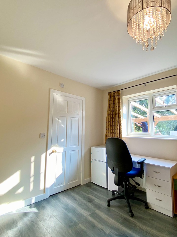 Additional image 2 of 5 Bed Semi-Detached House, Mayfield Road, SO17, N1 7GU