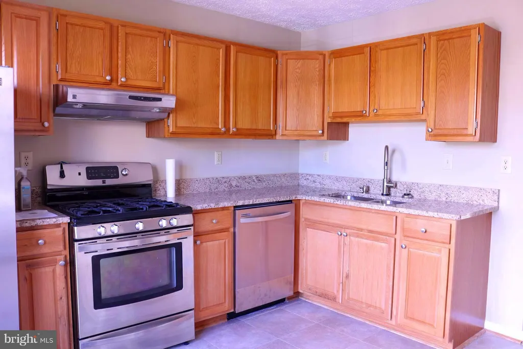 2485 Homestead Court S, Waldorf, MD 20601