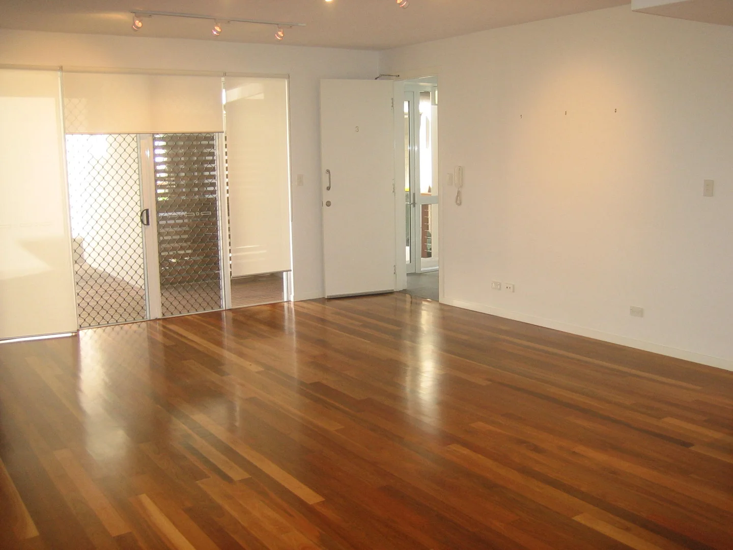 Additional image 3 of 3/59 Smallman Street, Bulimba QLD 4171