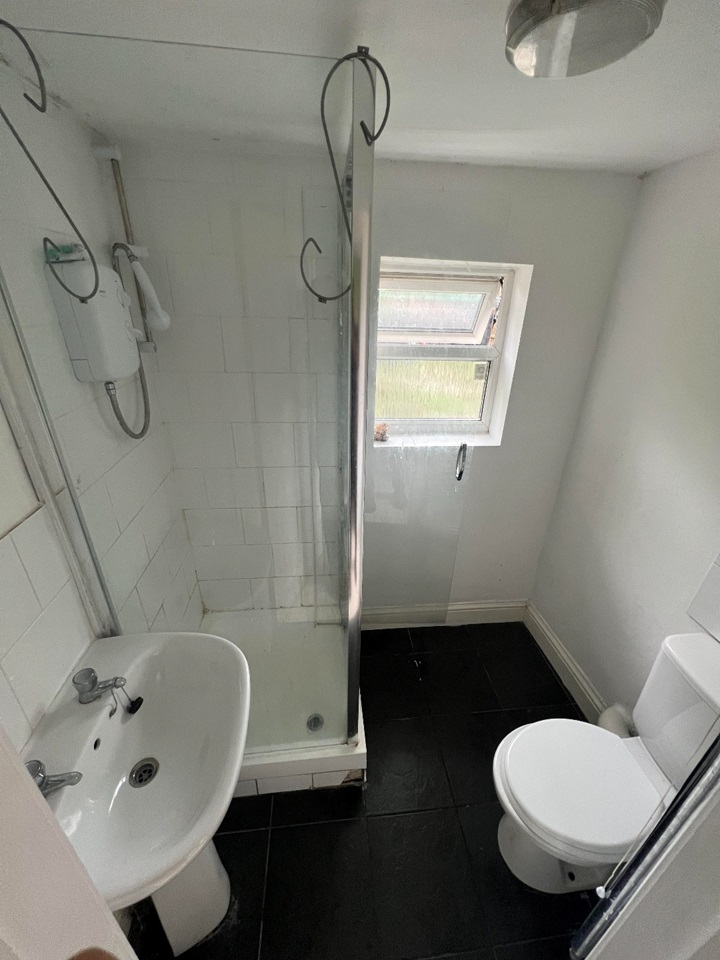 Additional image 5 of Room in a Shared House, South Street, DE1, N1 7GU